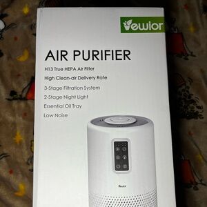 Air purifier brand new never used nor opened